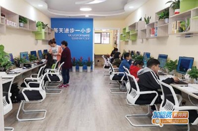 播廣教育 專(zhuān)注教育咨詢，點(diǎn)亮求學(xué)之路